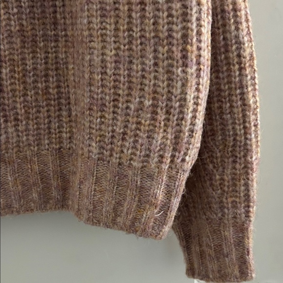 H&M Mauve off the shoulder  Sweater - Picture 6 of 8